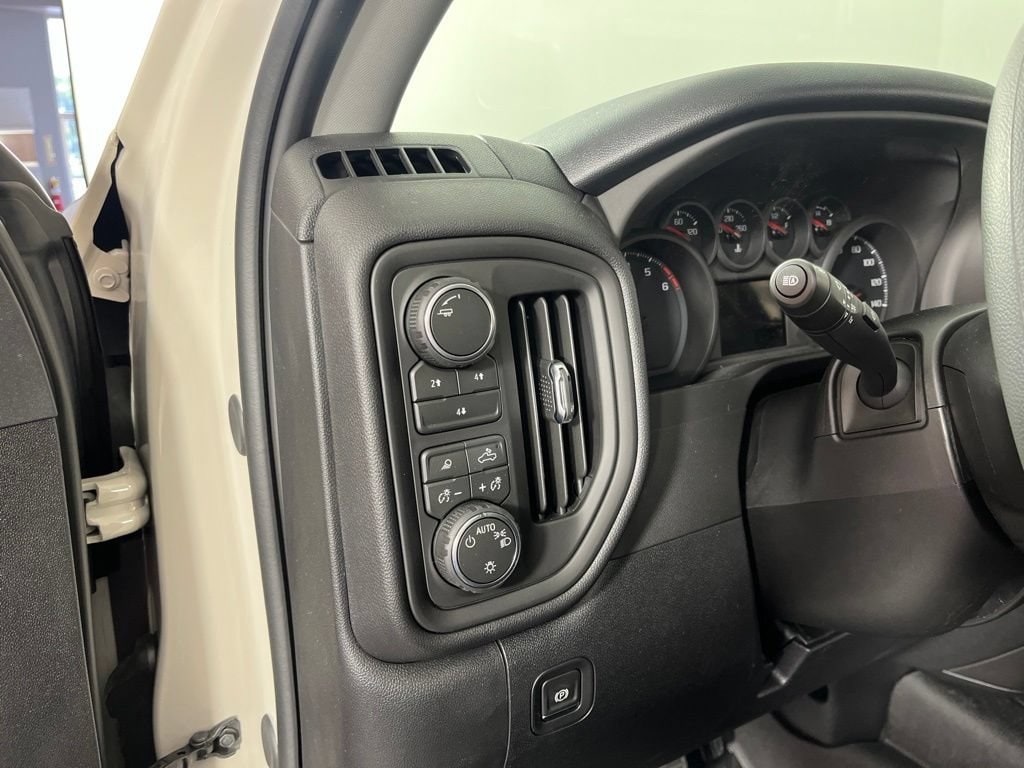 2026 Chevrolet Silverado 2500 HD Custom - Photo 24