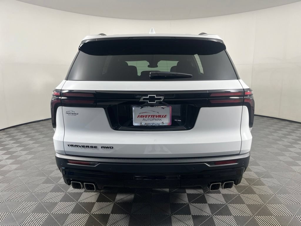 New 2026 Chevrolet Traverse LT SUV