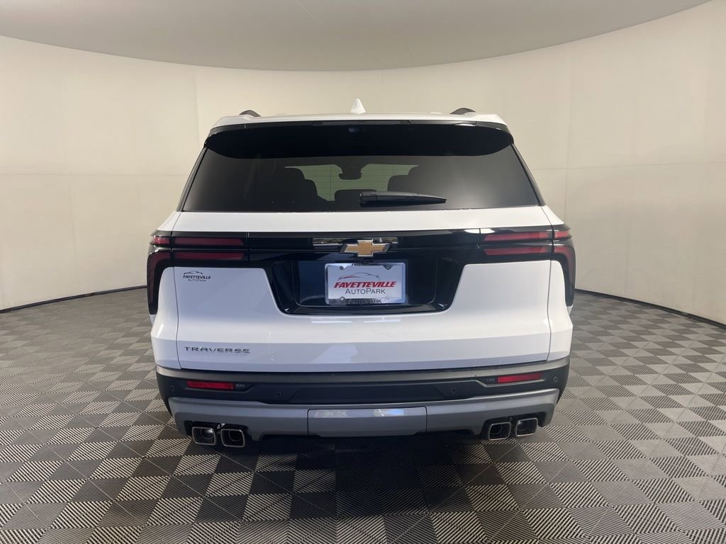 New 2026 Chevrolet Traverse LT SUV