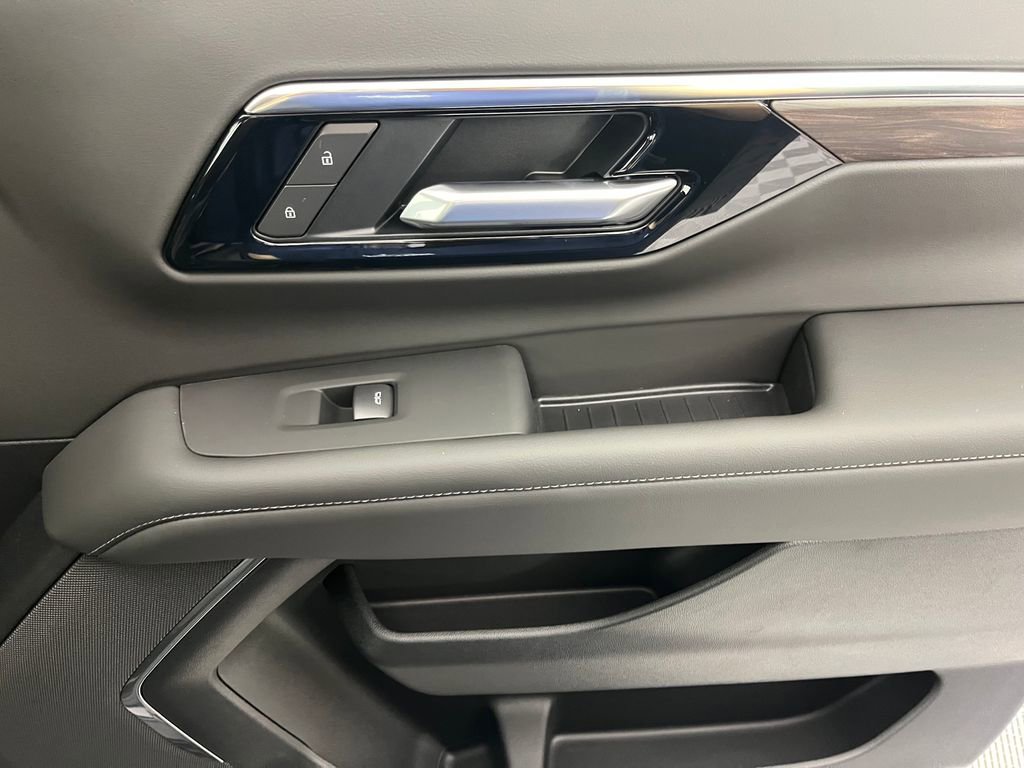 2026 Chevrolet Tahoe LS - Photo 11