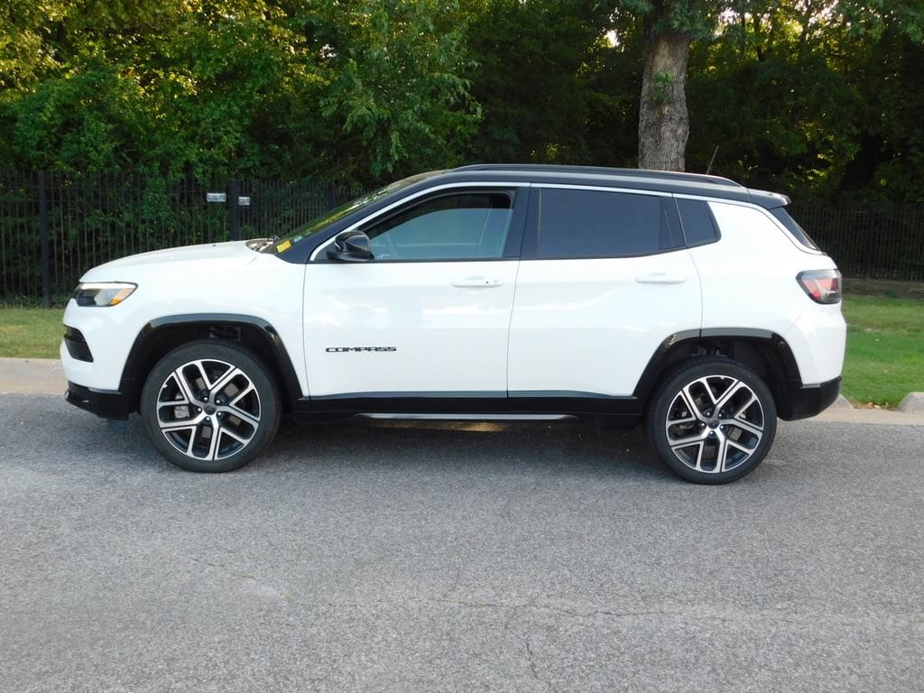 Used 2025 Jeep Compass Limited SUV