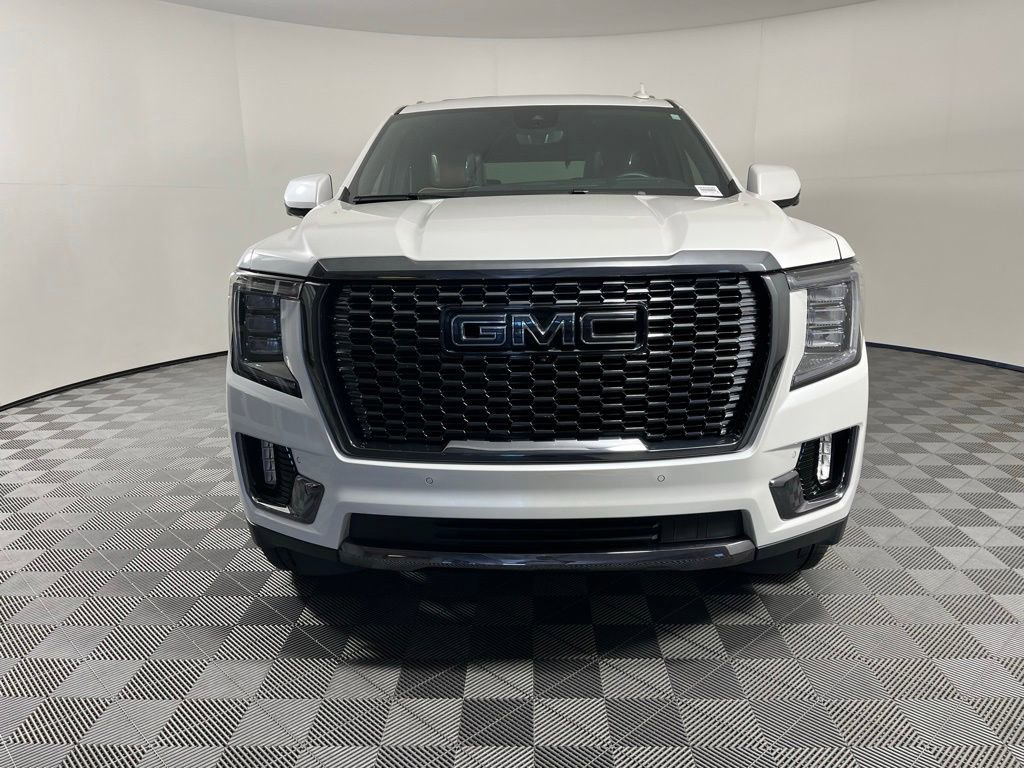 2024 GMC Yukon Denali Ultimate - Photo 16