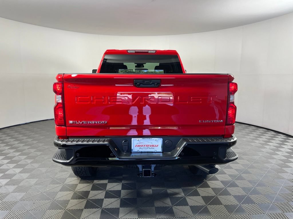 2026 Chevrolet Silverado 2500 HD Custom - Photo 4