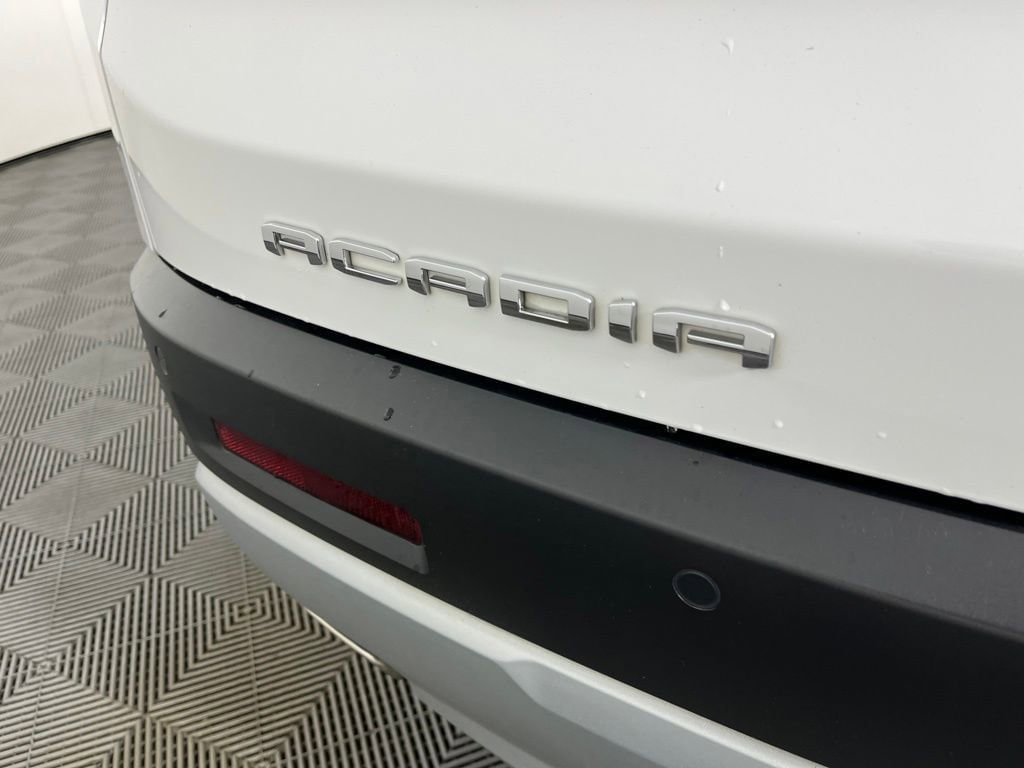 Used 2022 GMC Acadia SLE SUV