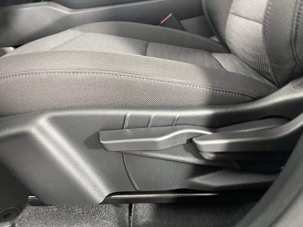 2027 Chevrolet Equinox LT - Photo 27