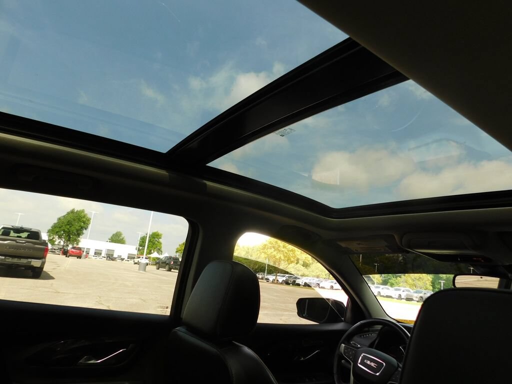 Used 2024 GMC Terrain AT4 SUV