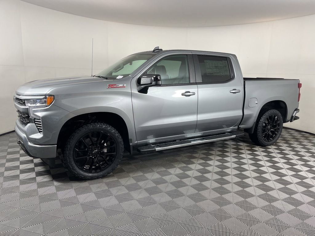 2026 Chevrolet Silverado 1500 RST photo 2