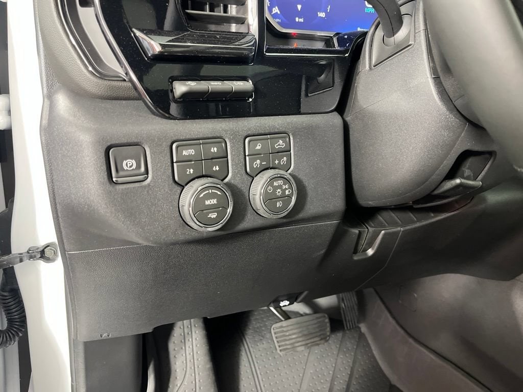 2026 Chevrolet Silverado 2500 HD ZR2 - Photo 27