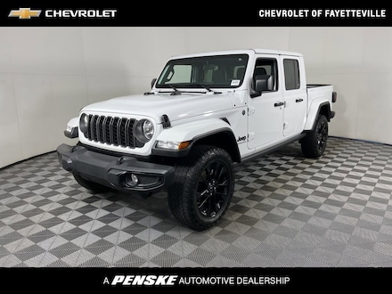 2024 Jeep Gladiator Nighthawk Truck Crew Cab