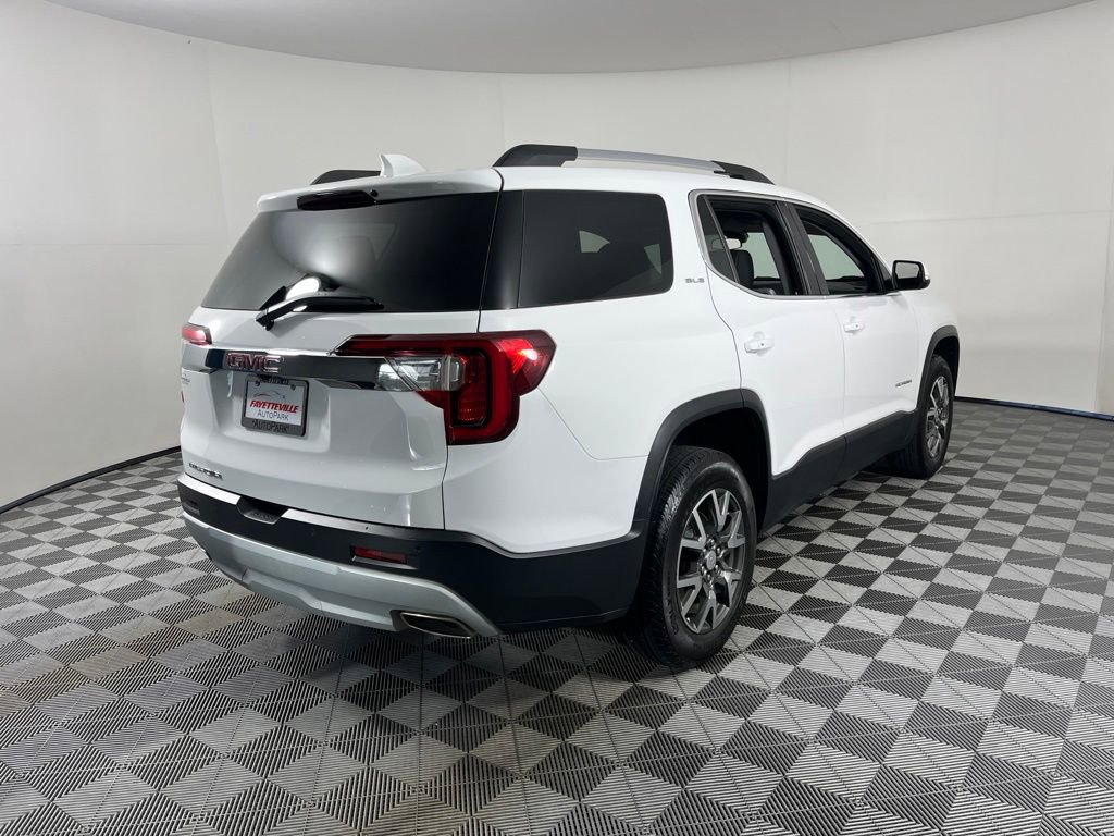 2022 GMC Acadia SLE - Photo 16