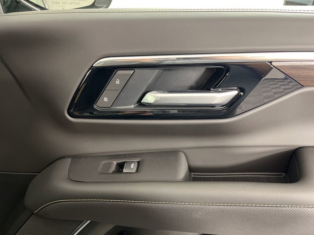 2026 Chevrolet Tahoe Premier - Photo 10