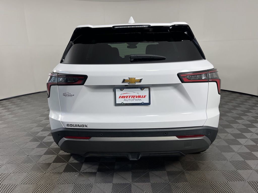 2025 Chevrolet Equinox LT - Photo 9