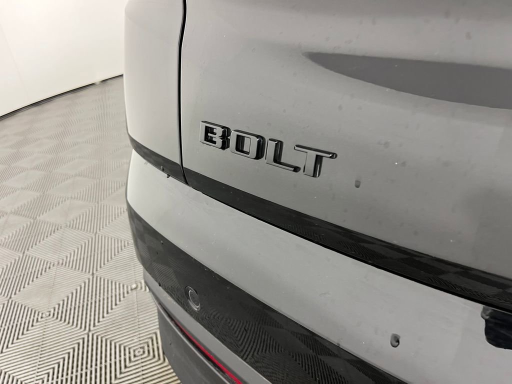 2027 Chevrolet Bolt RS - Photo 14