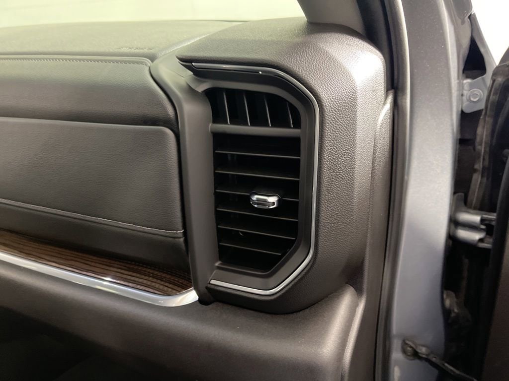 2025 Chevrolet Silverado 1500 RST - Photo 20