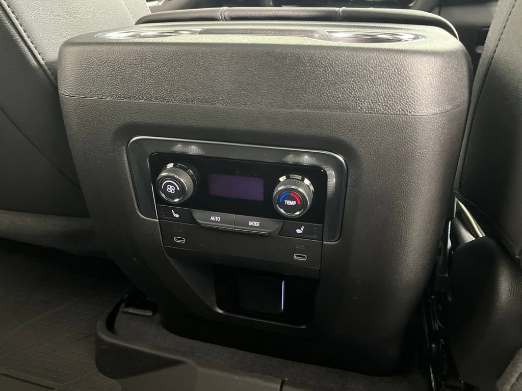 2026 Chevrolet Tahoe Premier - Photo 18
