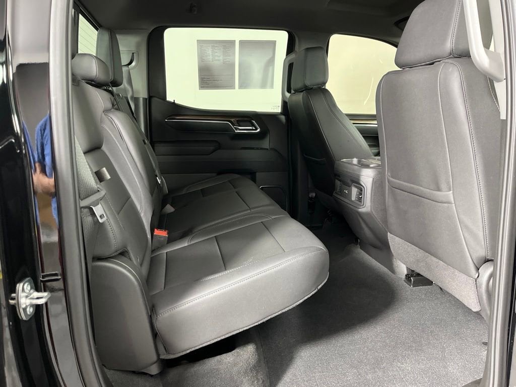 2025 Chevrolet Silverado 1500 LT Trail Boss - Photo 11