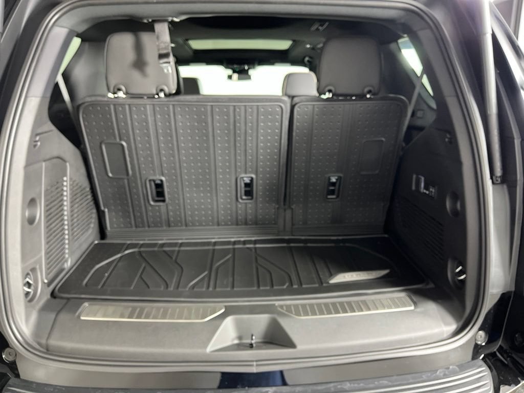 2026 Chevrolet Tahoe Premier - Photo 15