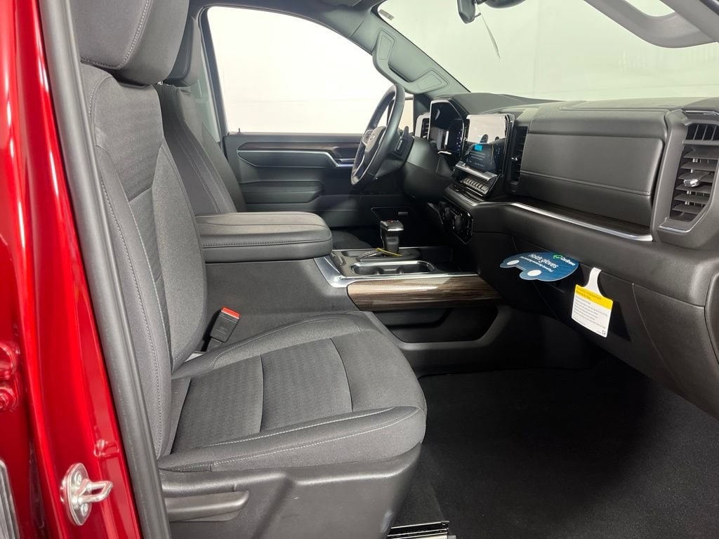 2025 Chevrolet Silverado 1500 RST - Photo 13