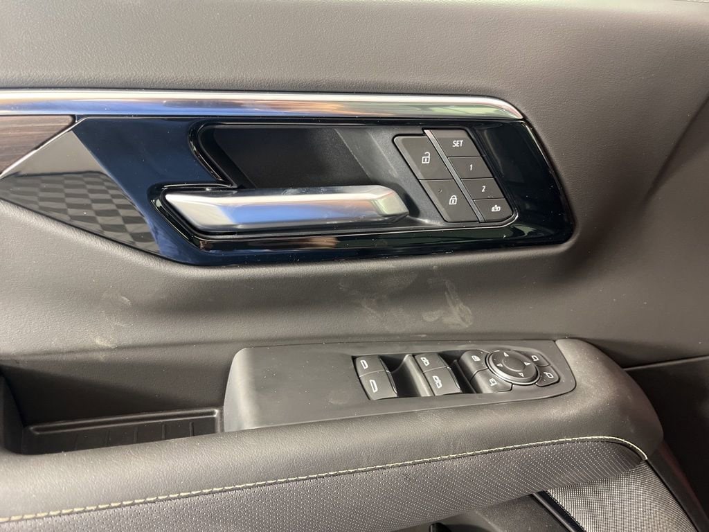 2026 Chevrolet Tahoe Premier - Photo 22