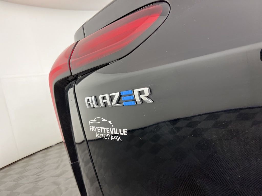 New 2025 Chevrolet Blazer EV LT SUV