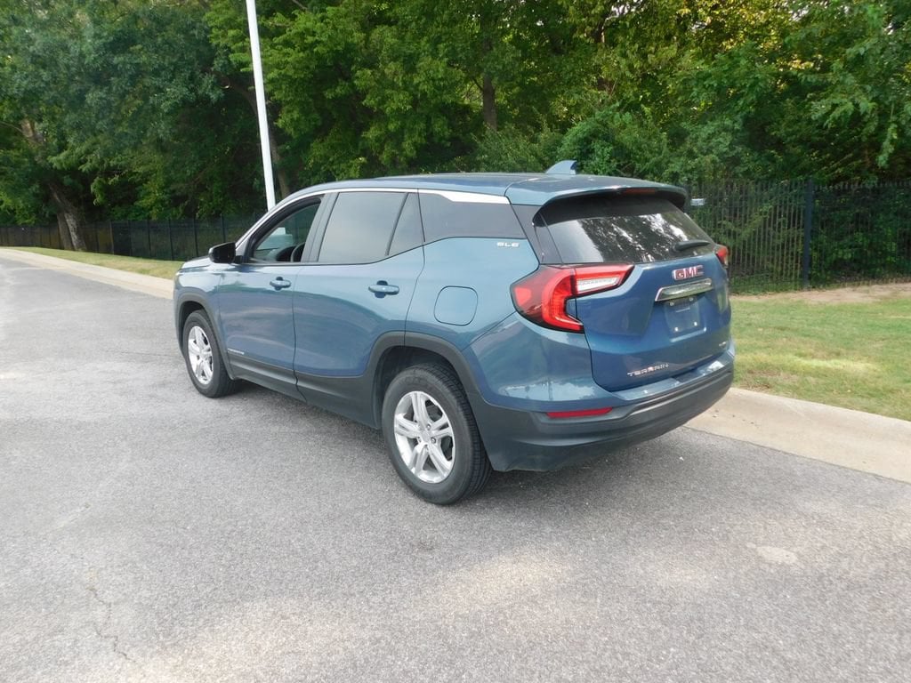Used 2024 GMC Terrain SLE SUV