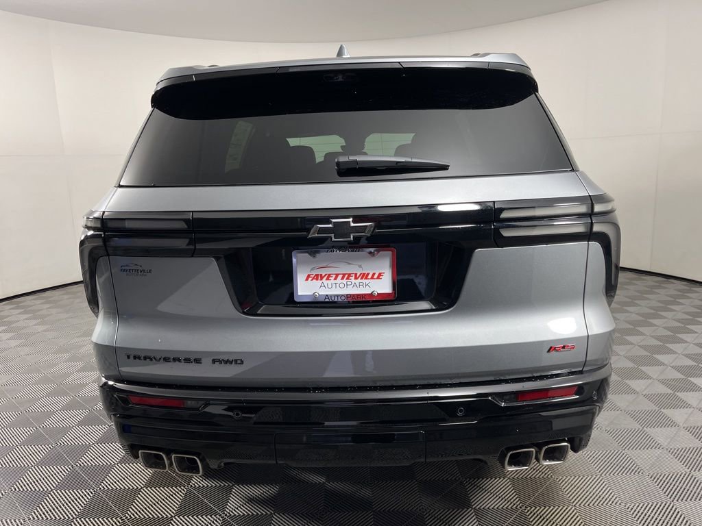 2026 Chevrolet Traverse RS photo 4