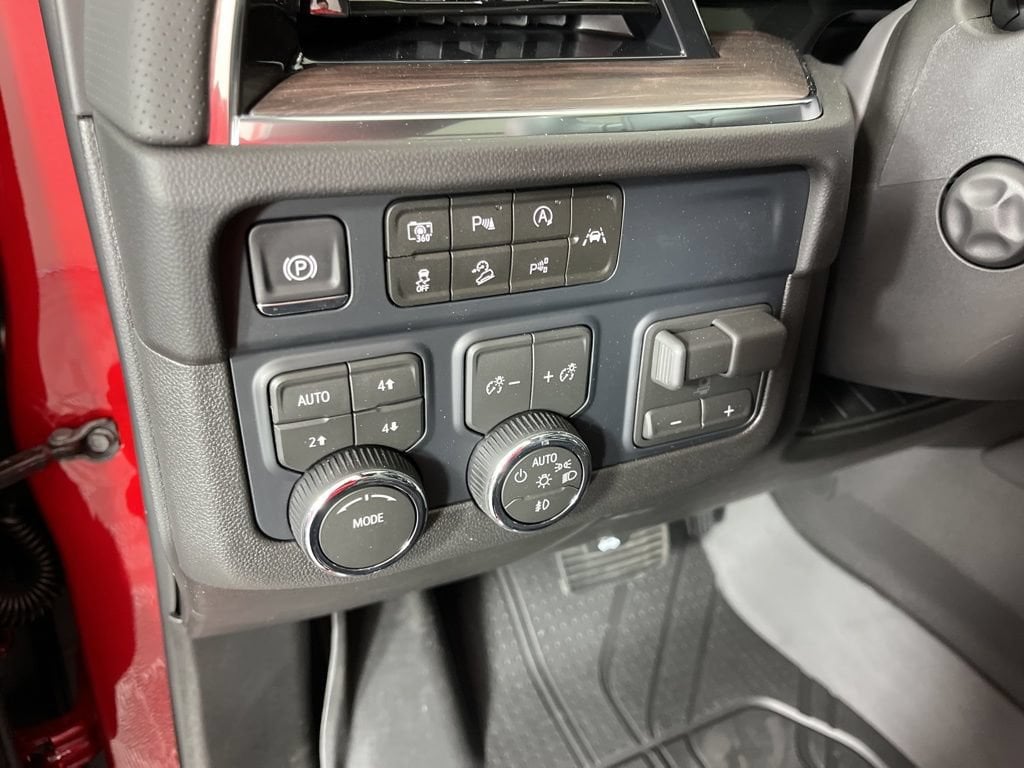 2026 Chevrolet Tahoe Premier - Photo 31