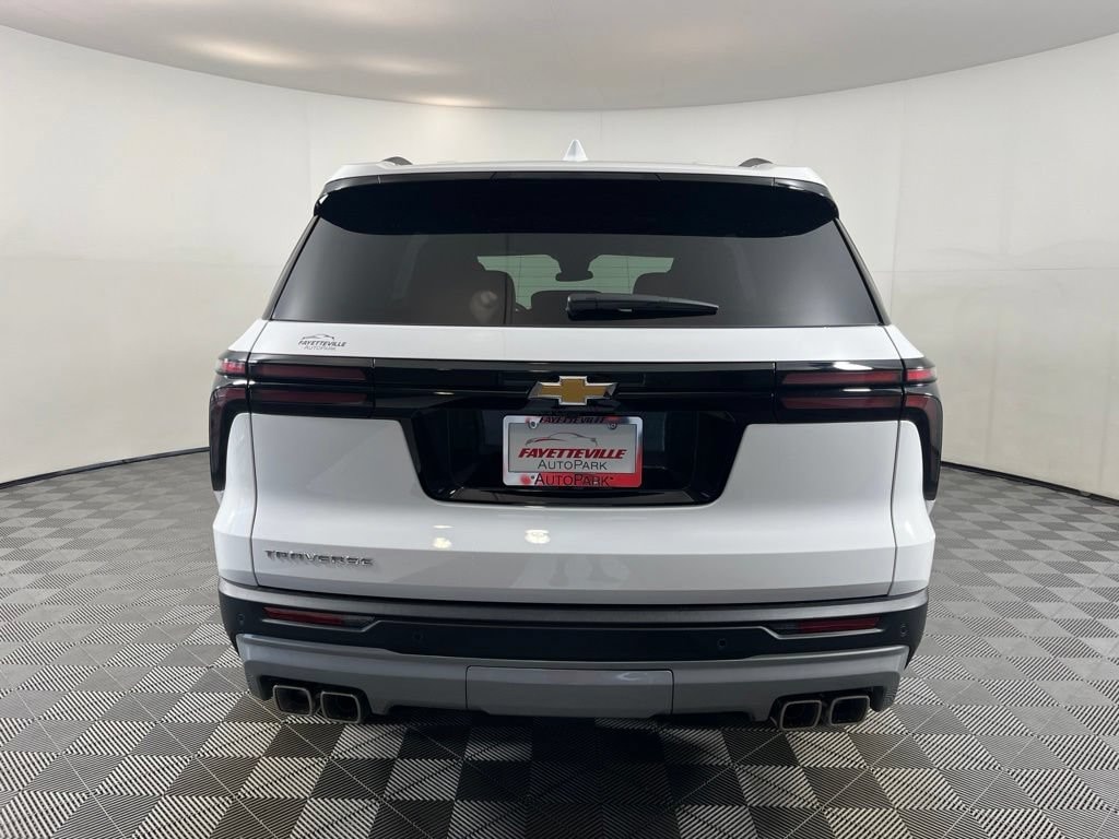 New 2027 Chevrolet Traverse LT SUV