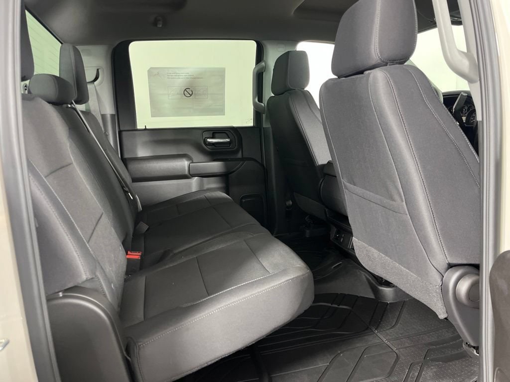 2026 Chevrolet Silverado 2500 HD Custom - Photo 11