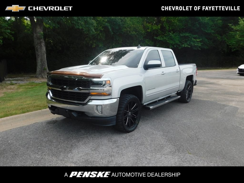 Used 2017 Chevrolet Silverado 1500 LT Truck Crew Cab