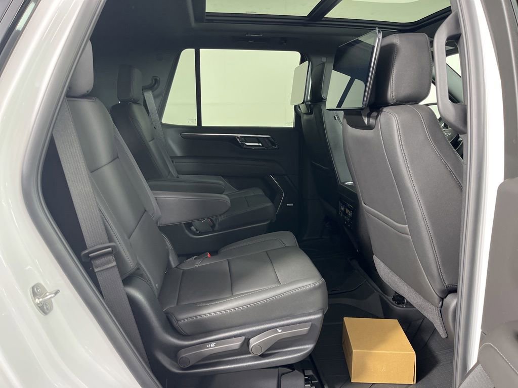 2026 Chevrolet Tahoe Z71 - Photo 14
