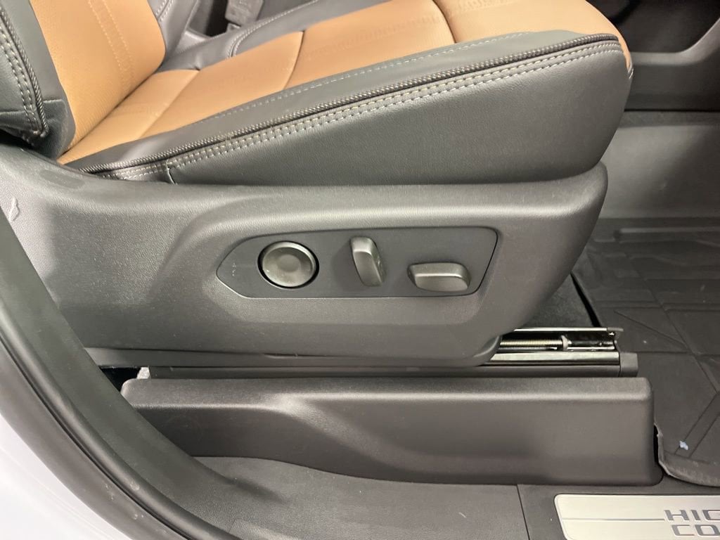 2026 Chevrolet Silverado 1500 High Country - Photo 10