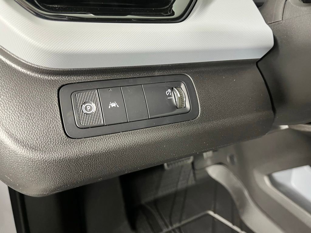 2027 Chevrolet Bolt LT - Photo 26
