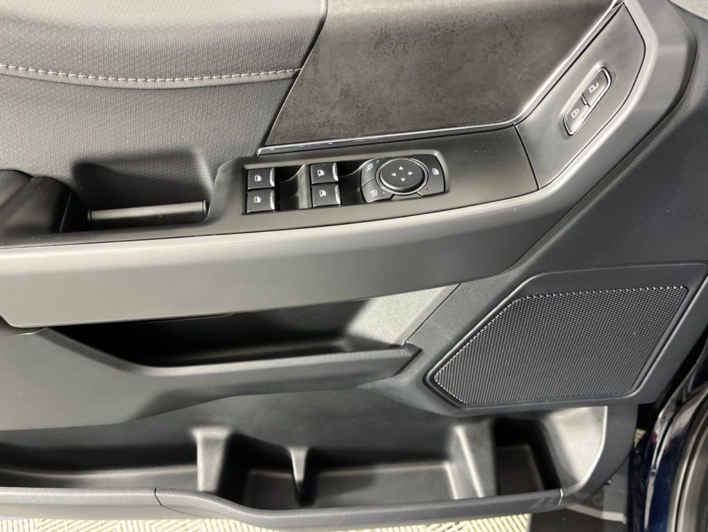 2025 Ford F-150 XLT - Photo 23