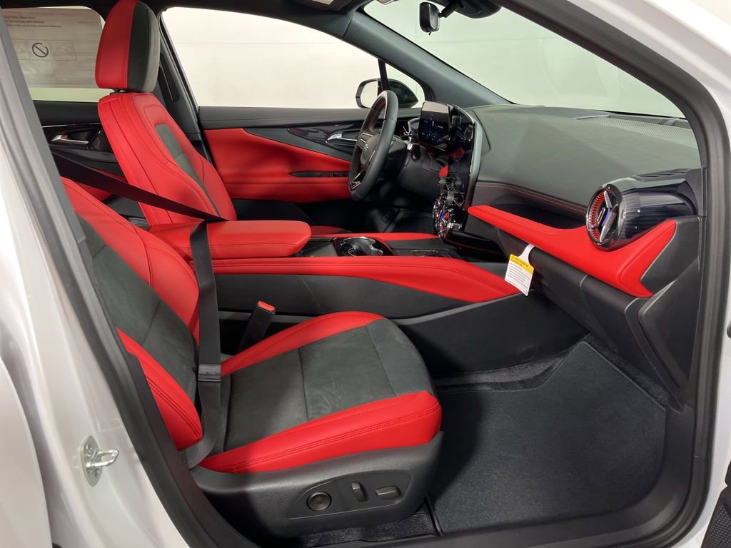 2025 Chevrolet Blazer EV RS - Photo 8