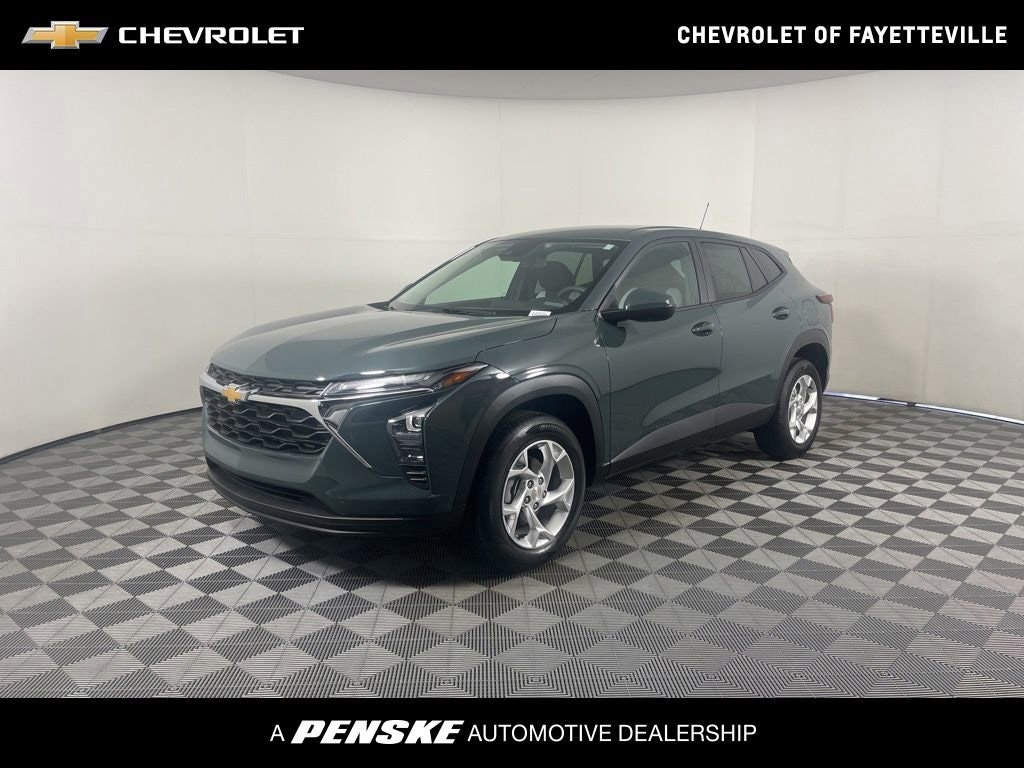 Used 2025 Chevrolet Trax LS SUV