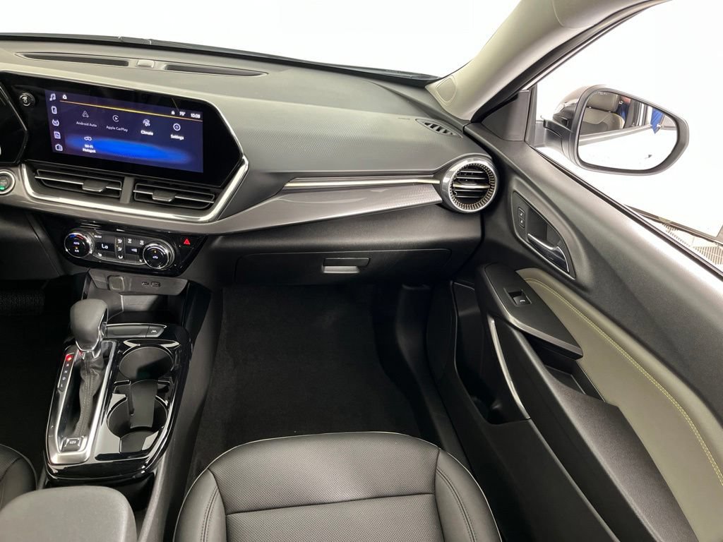 2025 Chevrolet Trax Activ - Photo 18