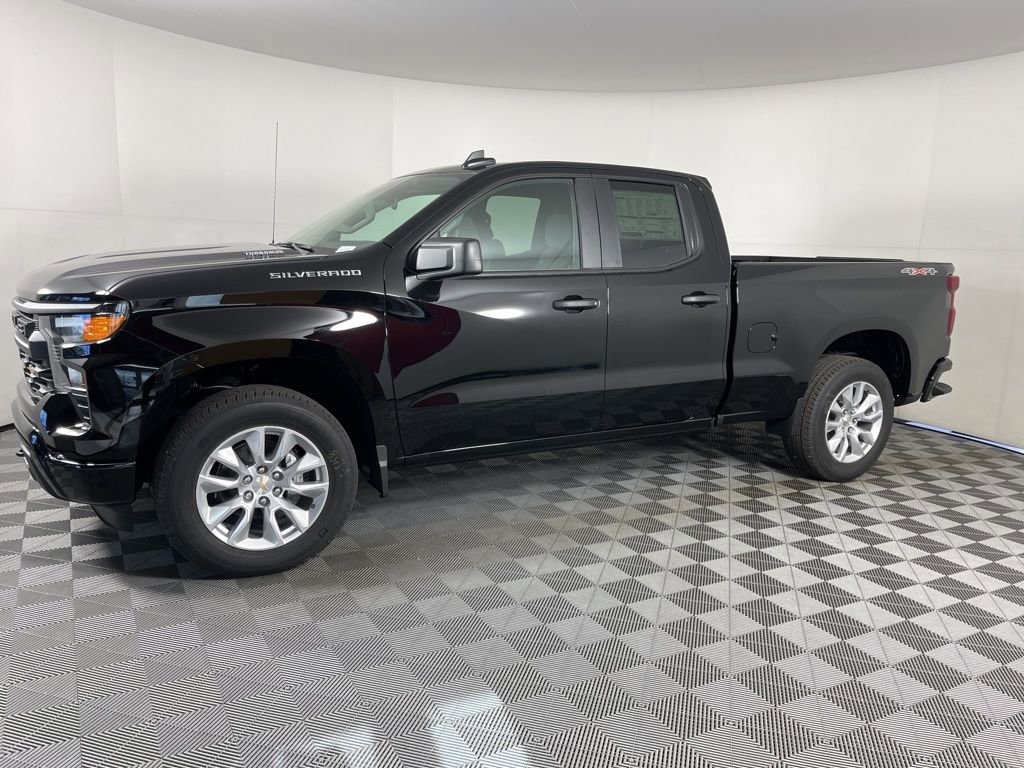 New 2026 Chevrolet Silverado 1500 Custom Truck