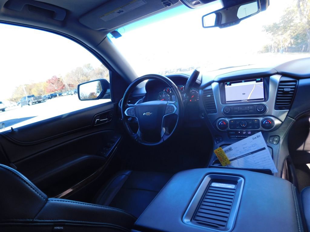 2018 Chevrolet Tahoe Premier photo 3