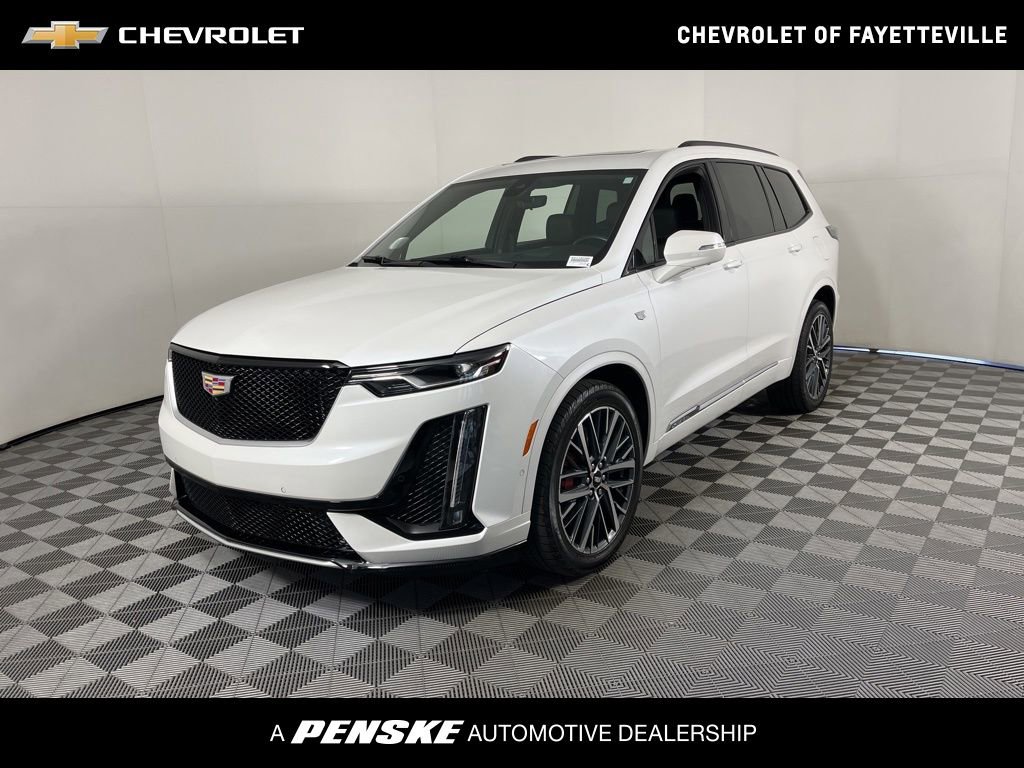 2025 Cadillac XT6 Sport's photo