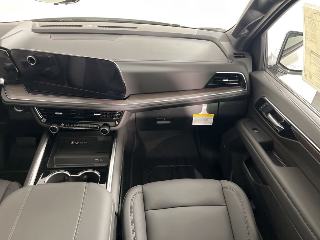 2026 Chevrolet Tahoe Z71 - Photo 19
