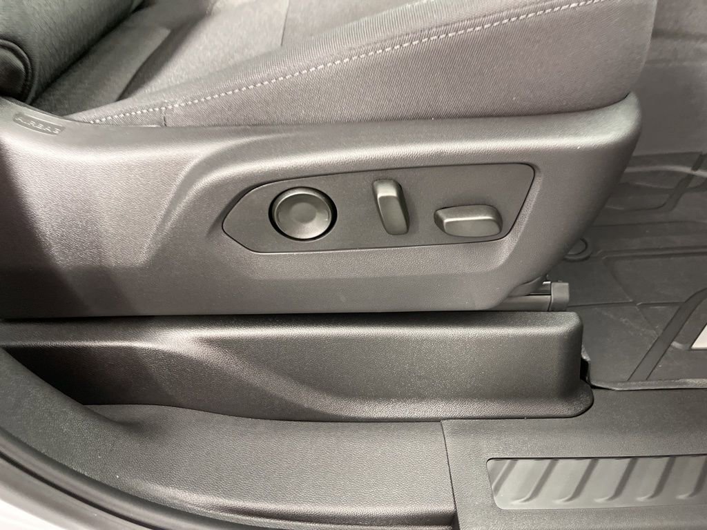 2026 Chevrolet Tahoe LS - Photo 9