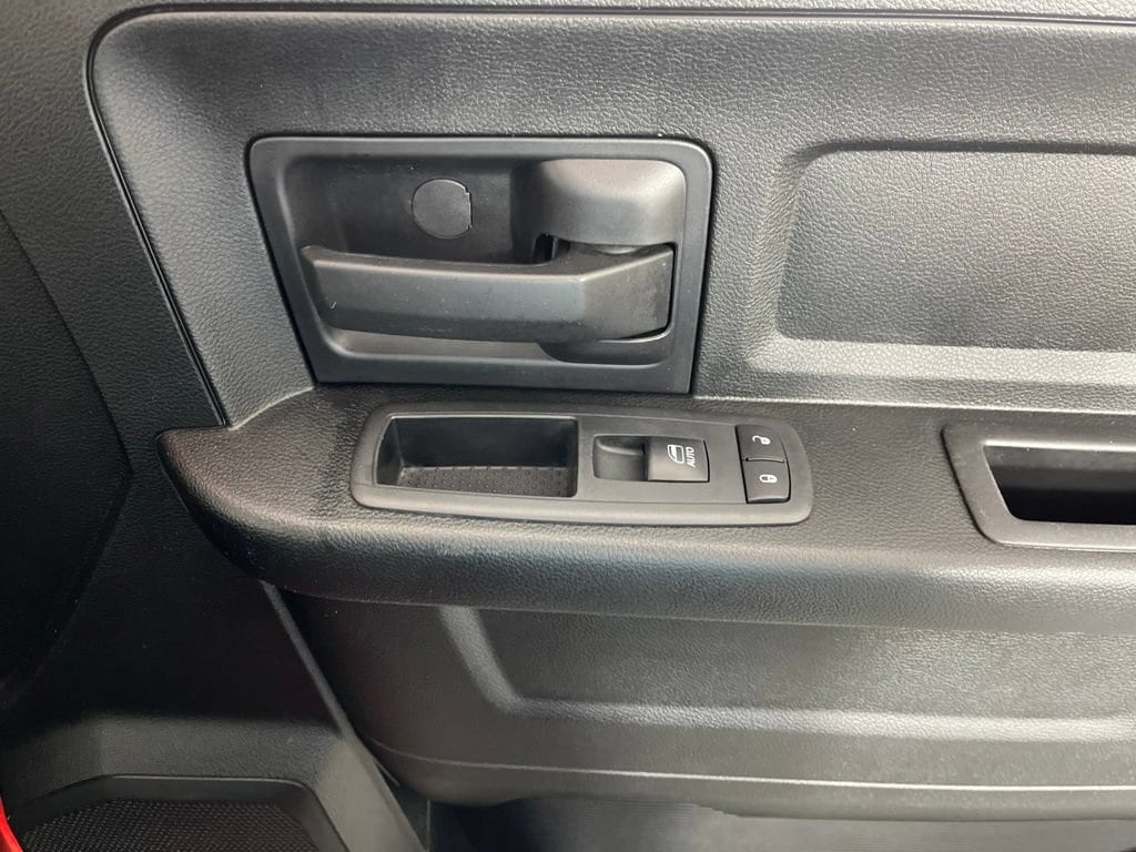 2018 RAM Ram 1500 Pickup Tradesman - Photo 11