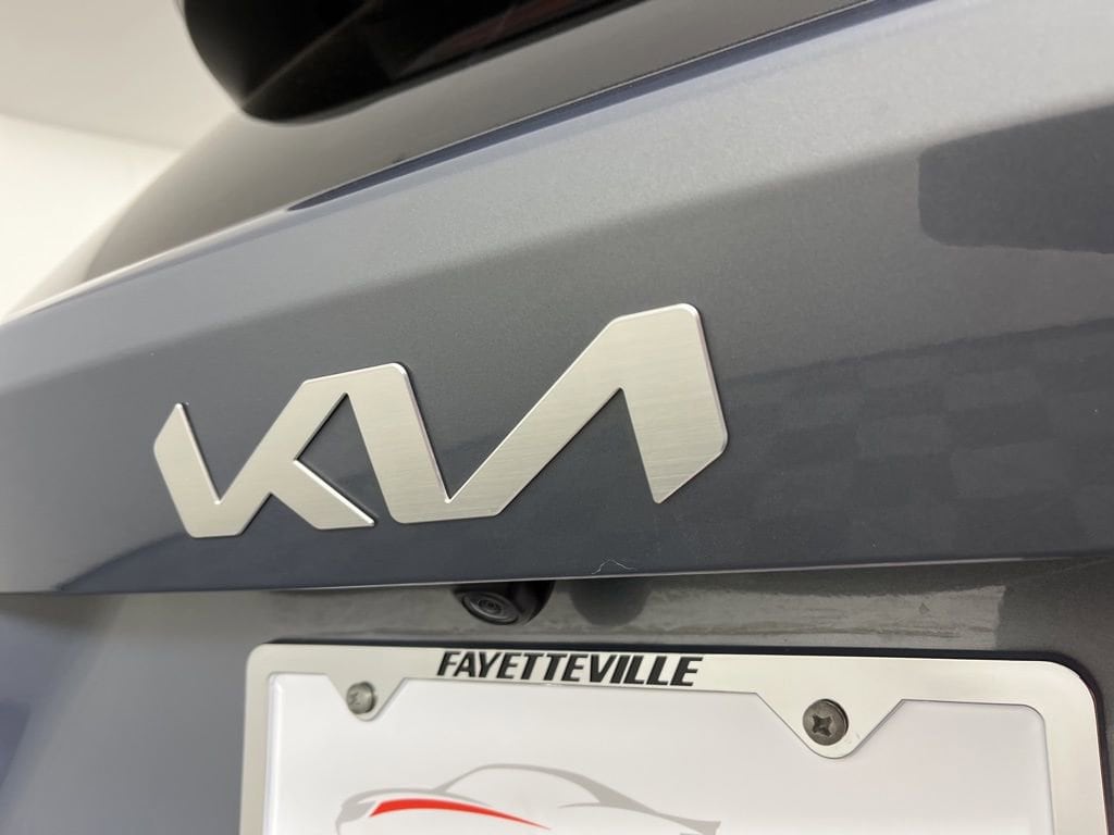 Used 2023 Kia Sorento LX SUV