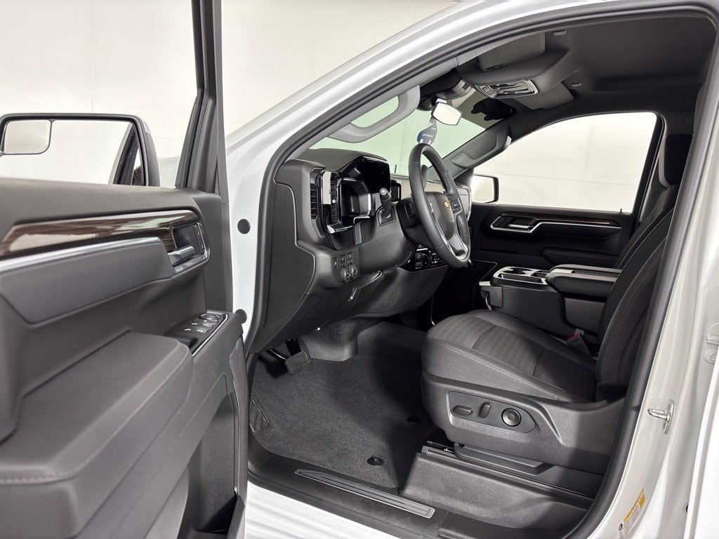 2026 Chevrolet Silverado 1500 LT - Photo 20