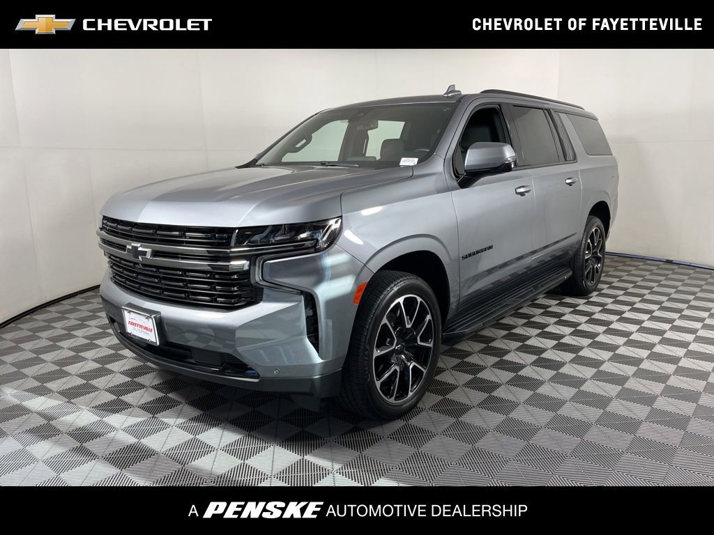 2022 Chevrolet Suburban RST's photo