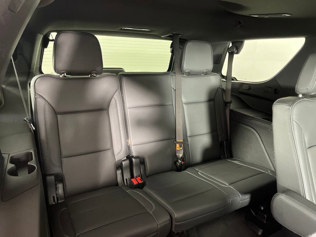 2024 GMC Yukon Denali - Photo 11