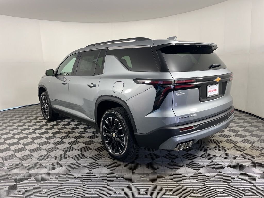 New 2026 Chevrolet Traverse LT SUV