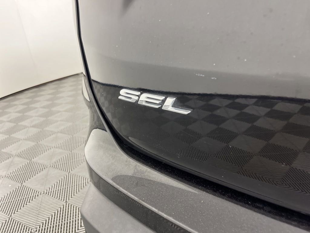 Used 2024 Ford Edge SEL SUV