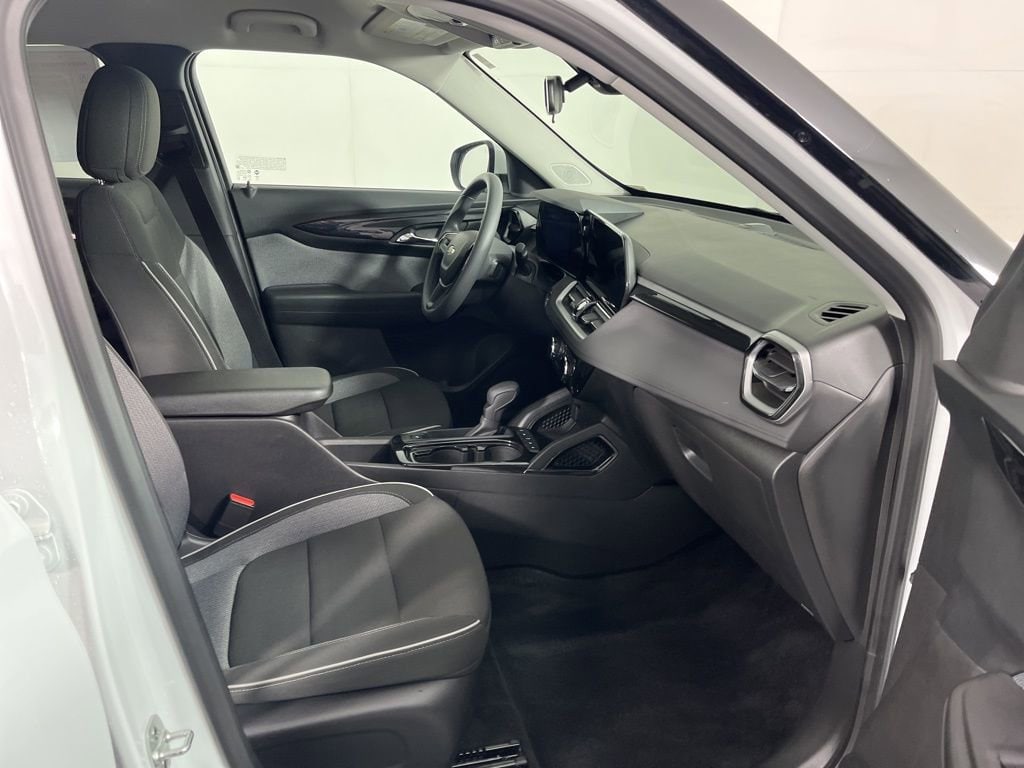 2025 Chevrolet Trailblazer LT - Photo 6